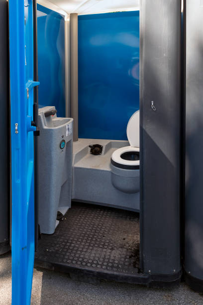 Best Portable bathroom rental  in Chatmoss, VA
